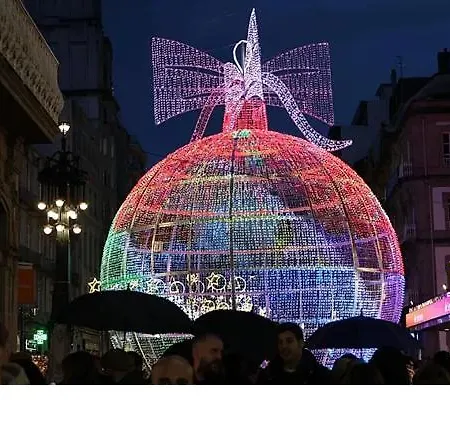 Amplio Y Luminoso En Camelias Appartamento