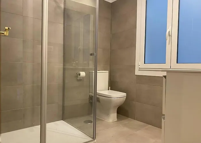 Amplio Y Luminoso En Camelias Apartamento