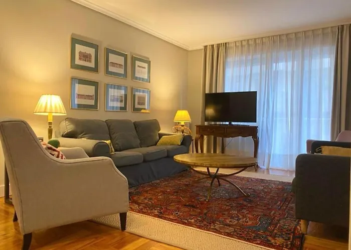 Apartamento Amplio Y Luminoso En Camelias Vigo